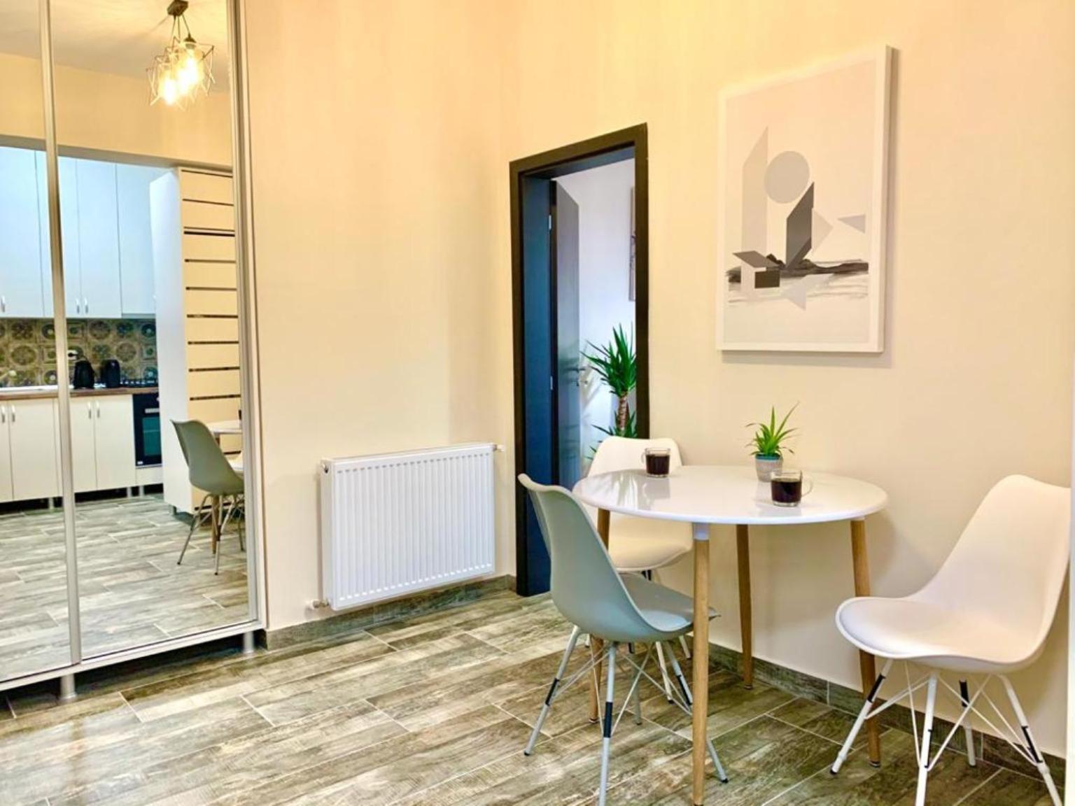 Cityscape Apartment Near Palas Mall Iasi Eksteriør bilde